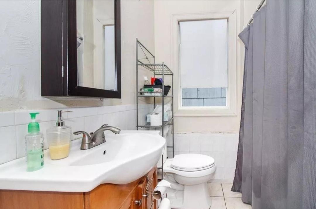 Private Bedroom Near Бостън Екстериор снимка